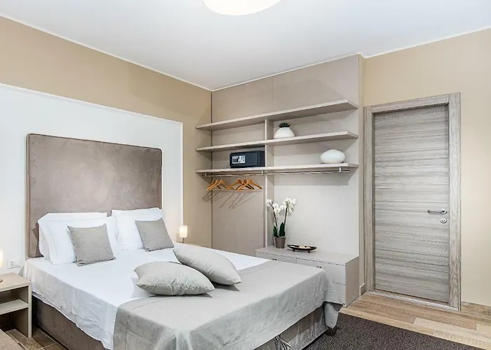 Capitol Ξενοδοχείο 4*