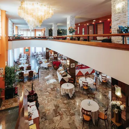 Capitol Otel 4*